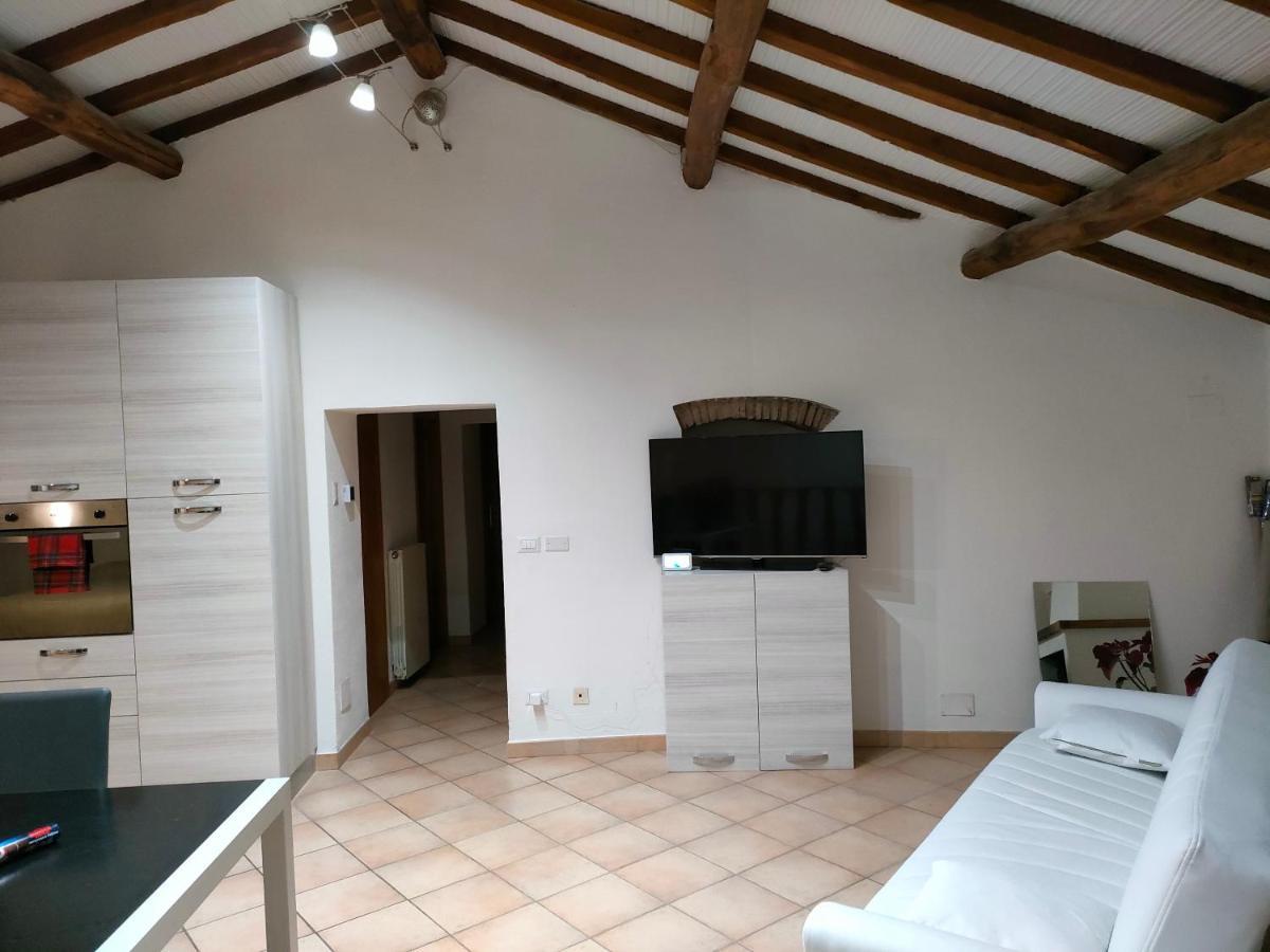 Francigena Viterbo Apartment Con Parcheggio Gratuito A Soli 2 Minuti Extérieur photo